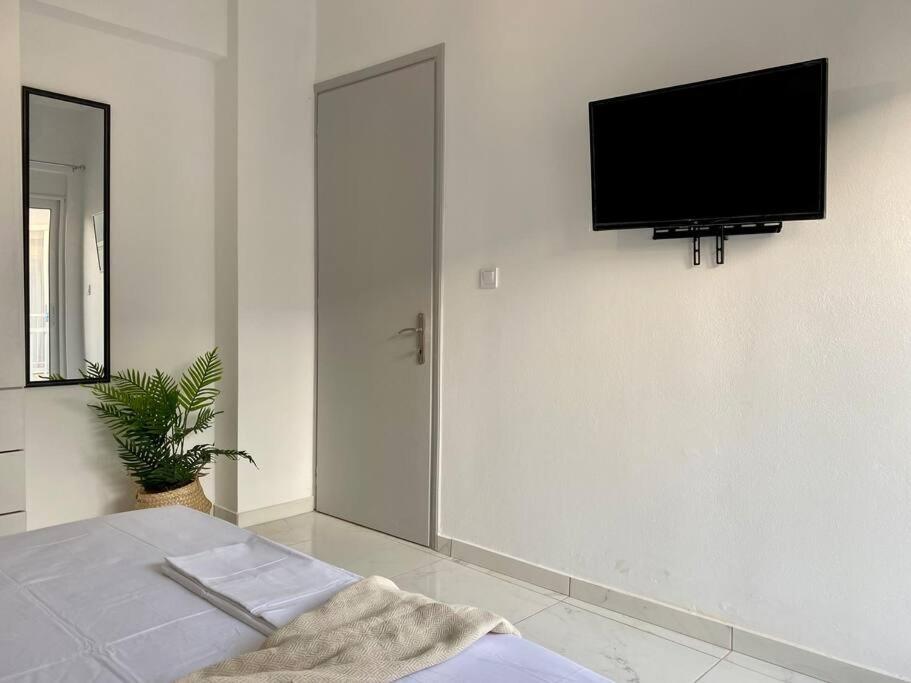 Cozy & Sunny Apartment, Near The '11' Kos Town